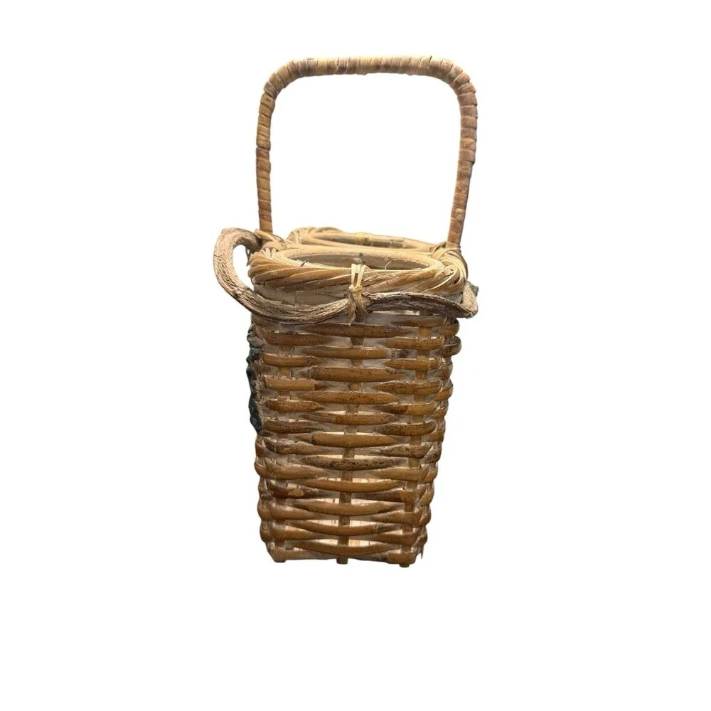 Vintage Wine Wicker Rattan Woven Basket Bottle Holder Grape Branch Very Unique